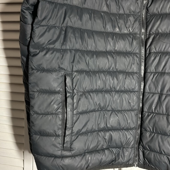 Puffer Jacket - Picture 2 of 7